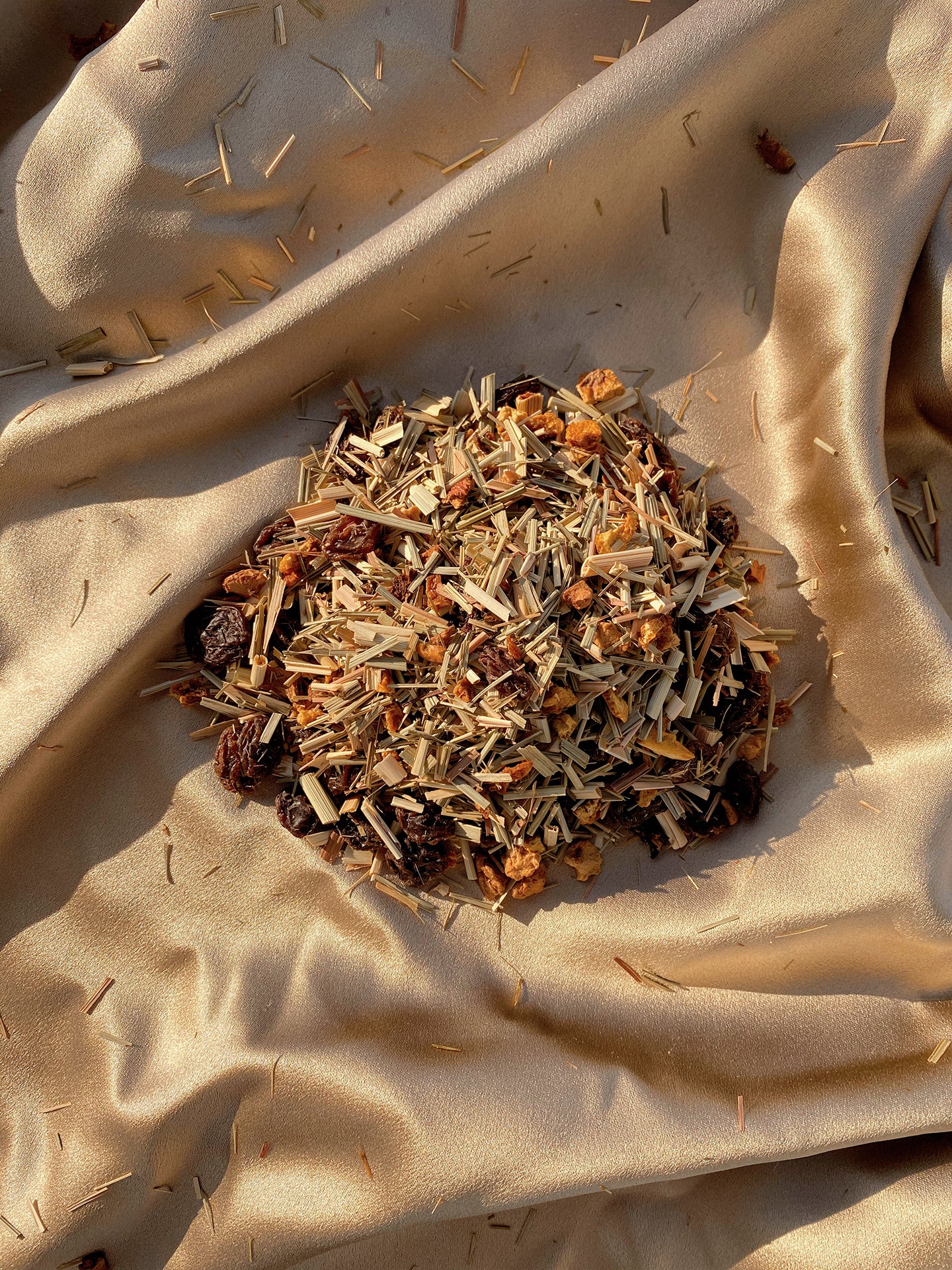 RELAX: Vanilla Lemongrass Tea - Image 4